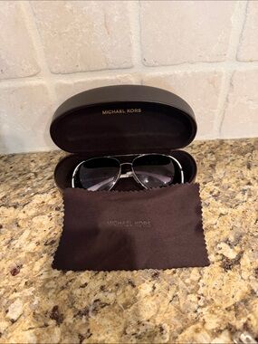 Michael Kors Aviator Sunglasses Silver/White w Case